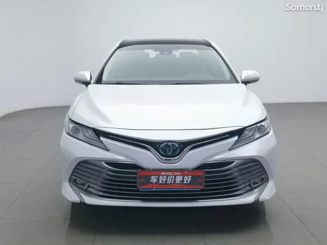Toyota Camry 2019 · 2.5 AT