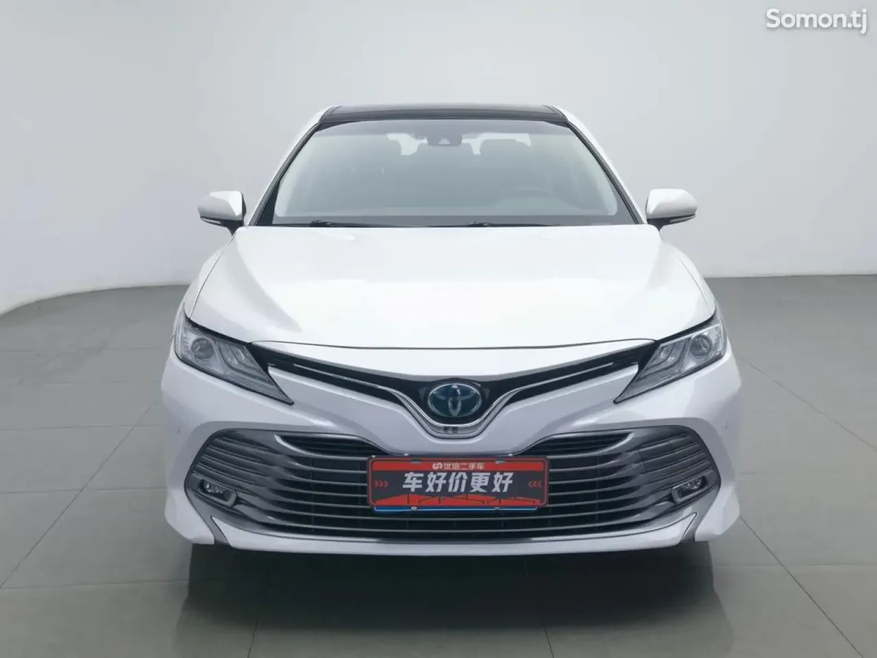 Toyota Camry 2019 · 2.5 AT