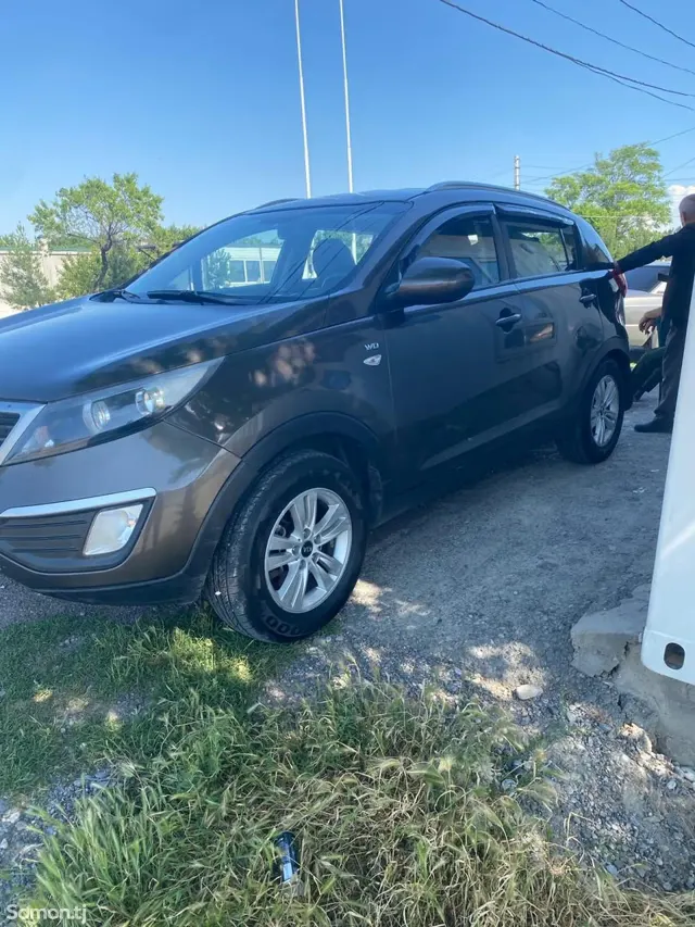 Kia Sportage 2011 · 2.0 AT