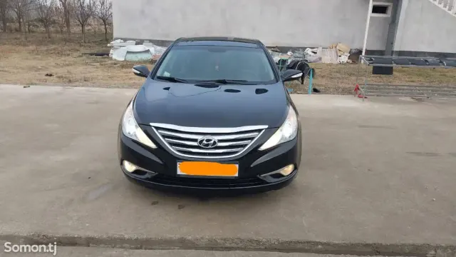Hyundai Sonata 2011 · 2.0 AT