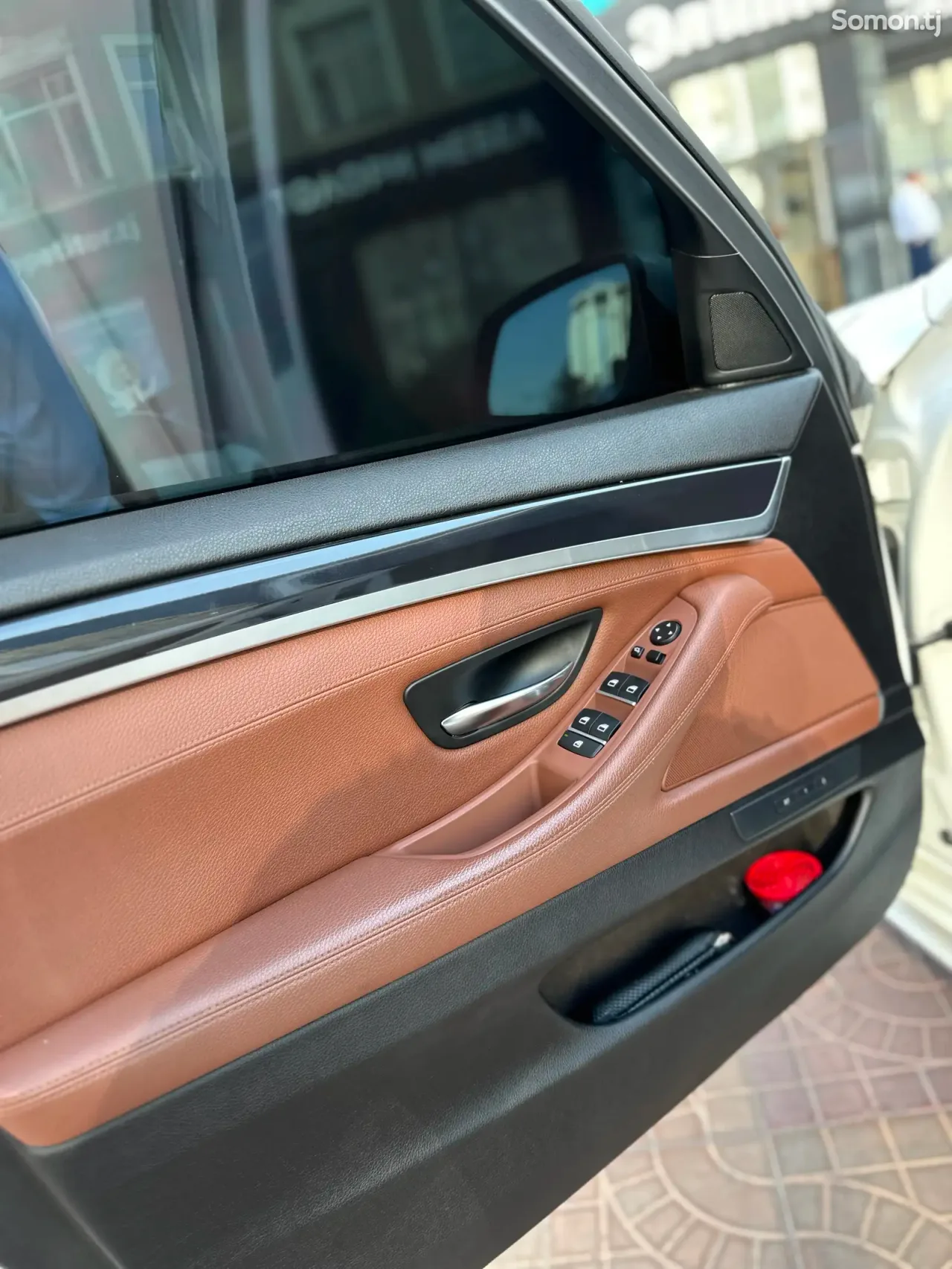 BMW 5 series 2016 · 2.0 AT