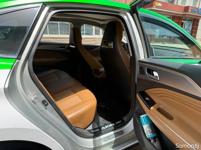 GAC Aion S 2020 · AT