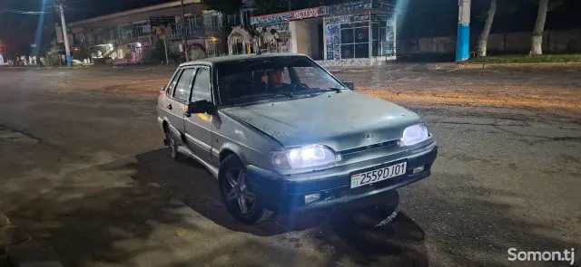 Lada (ВАЗ) 2115 2006 · 1.7 MT