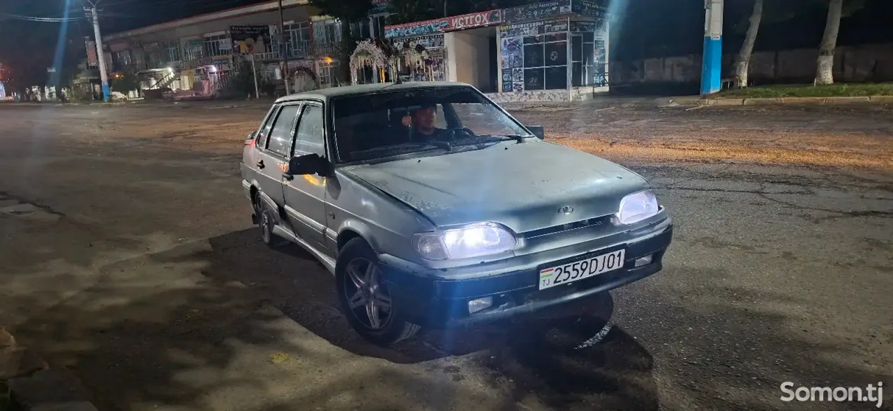 Lada (ВАЗ) 2115 2006 · 1.7 MT