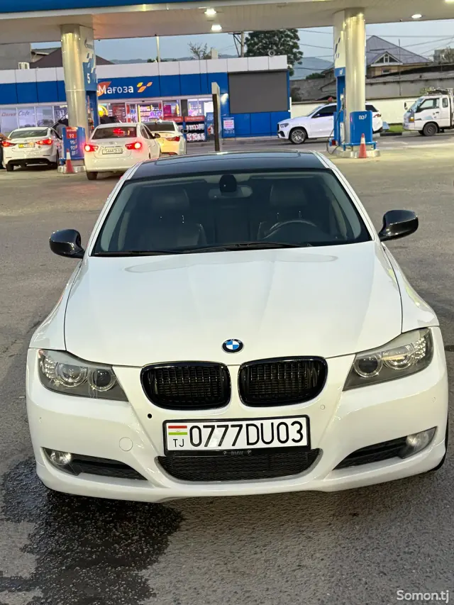 BMW 3 series 2009 · 2.0 AT