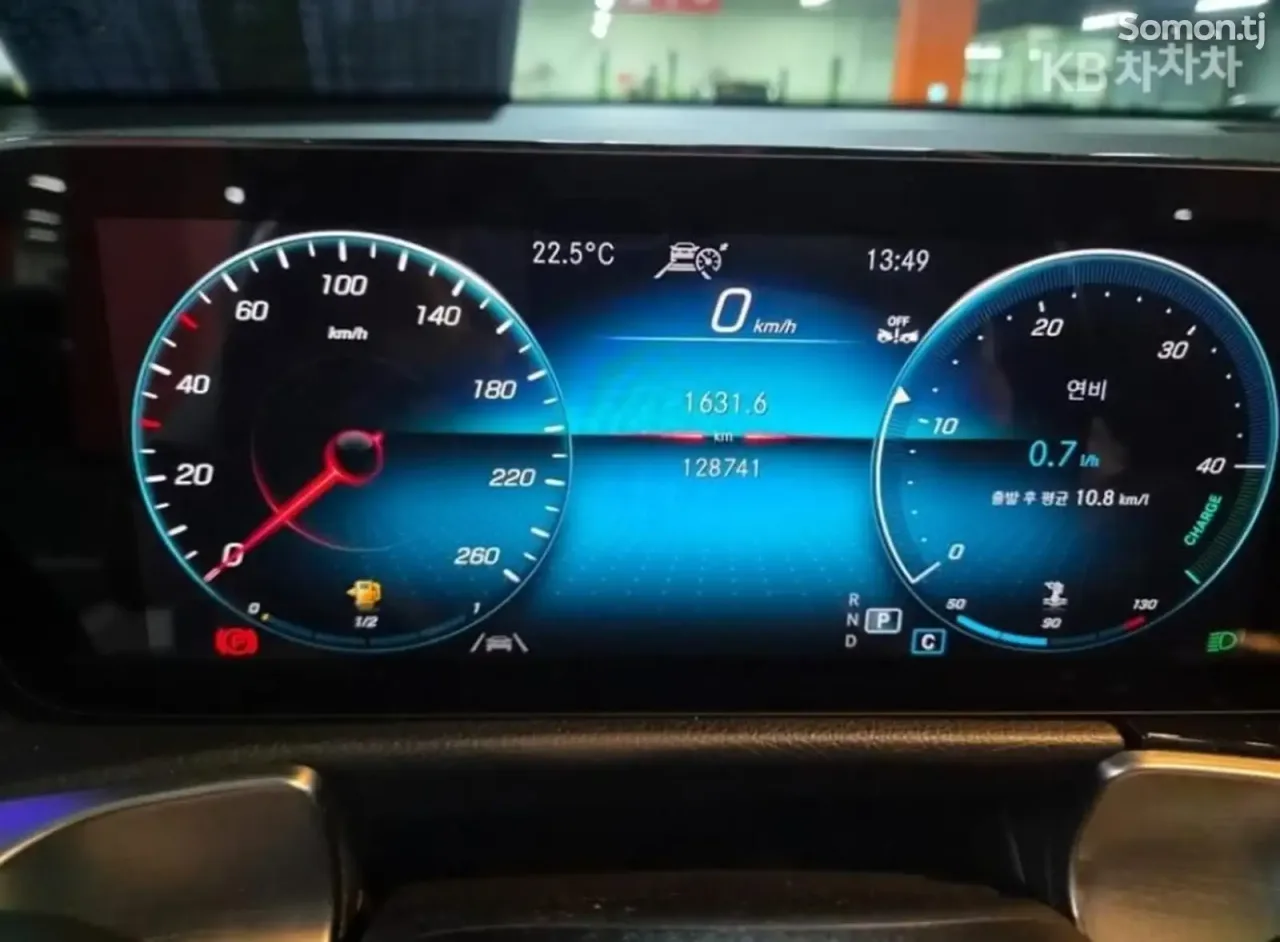 Mercedes-Benz GLB class 2021 · 2.0 AT