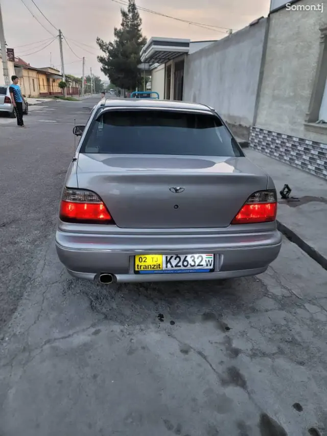 Daewoo Nexia 1995 · 1.6 MT