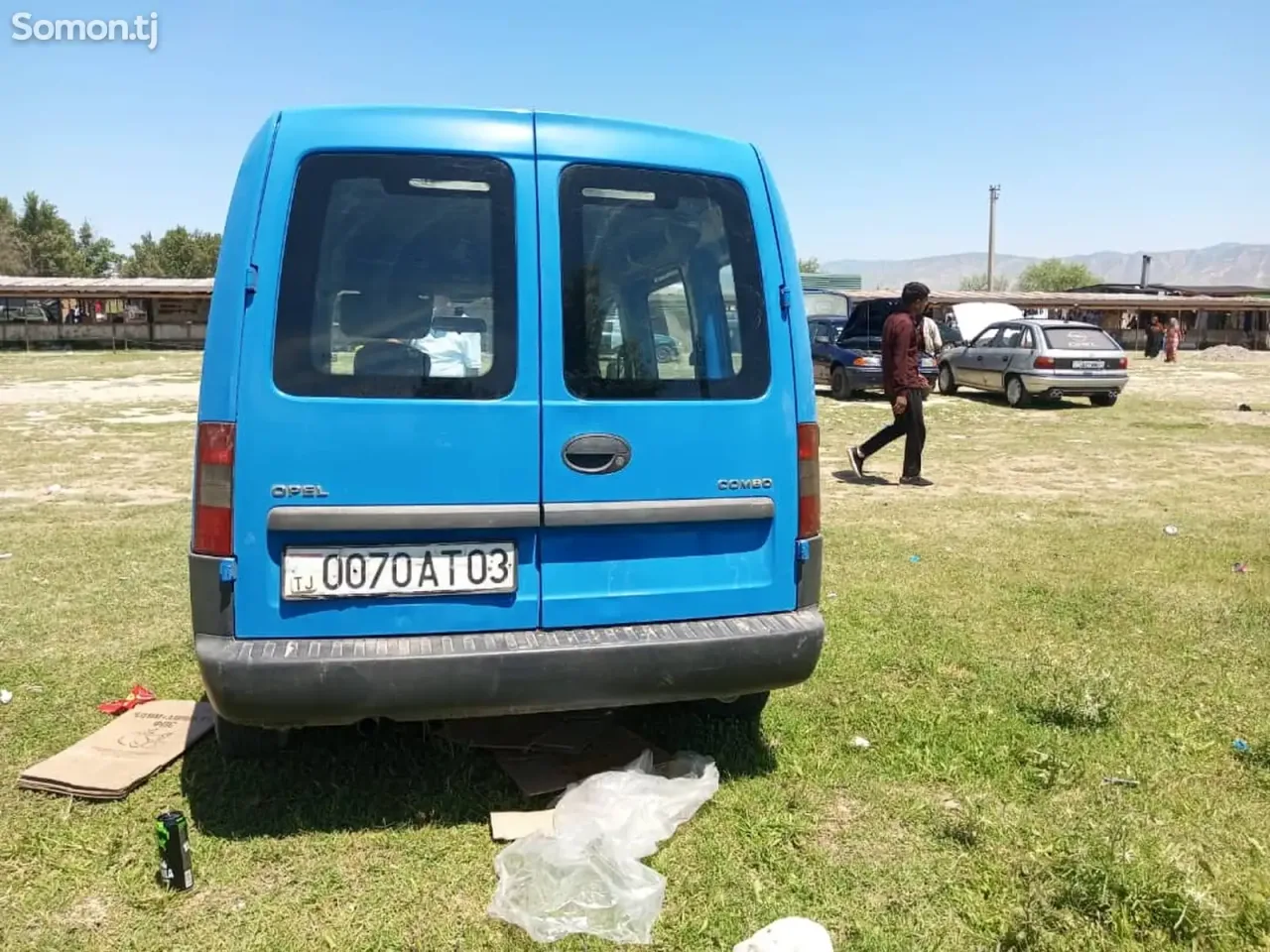 Opel Combo 2003 · 1.6 MT