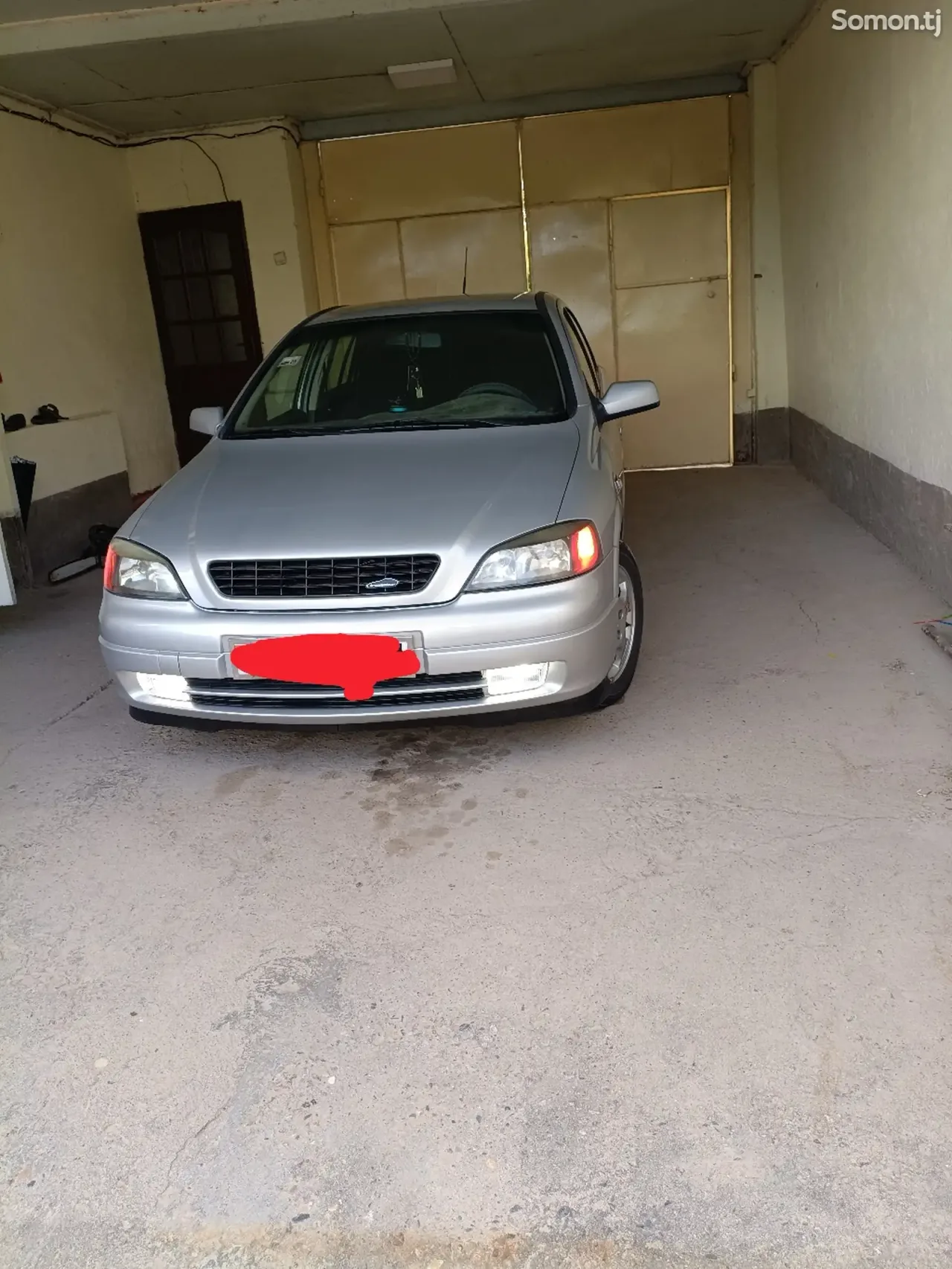 Opel Astra G 2000 · 1.6 AT