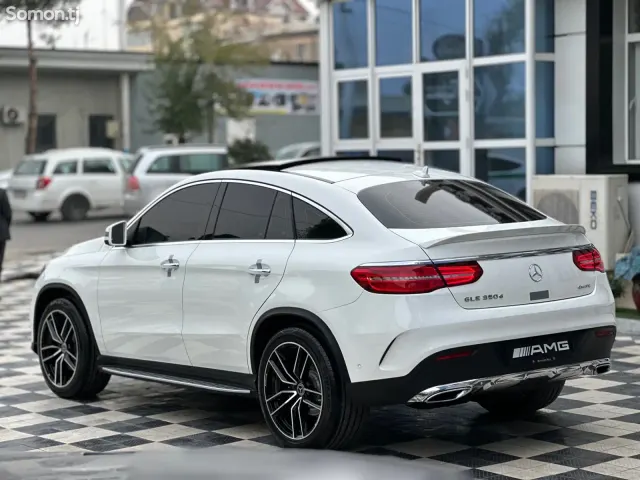 Mercedes-Benz GLE class 2017 · 3.5 AT