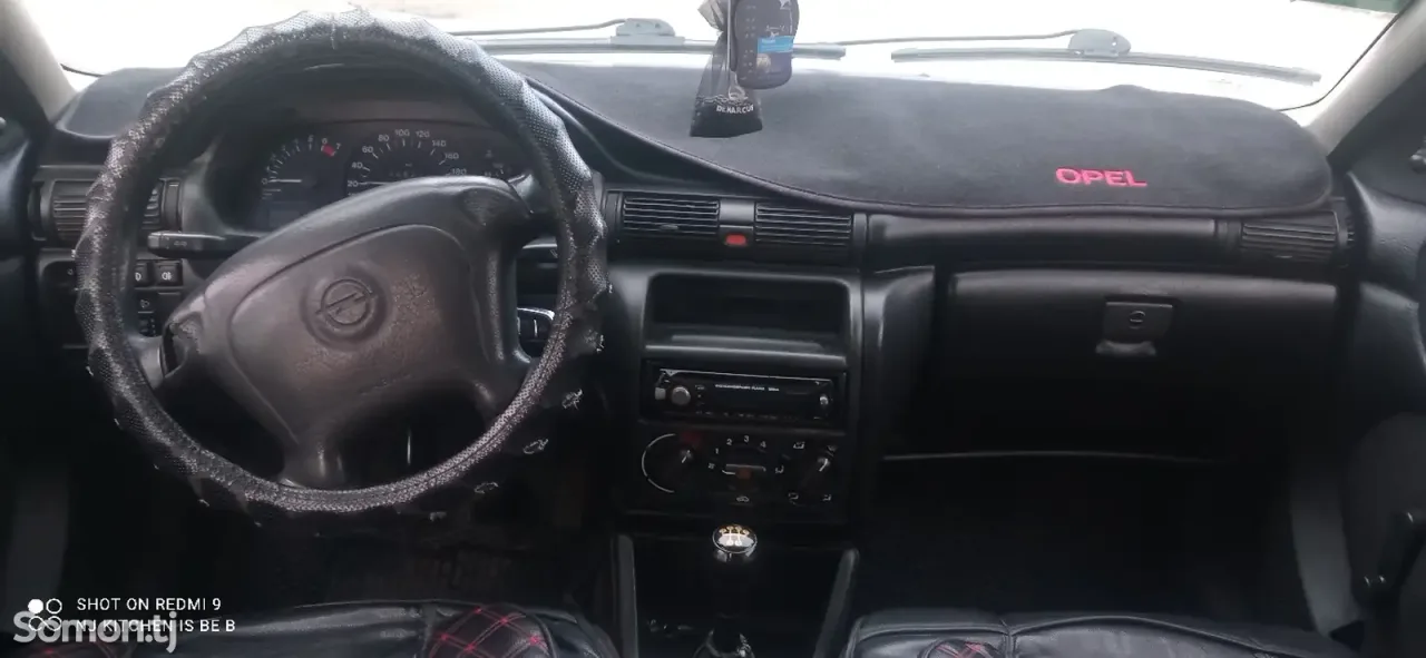 Opel Astra F 1996 · 1.6 MT
