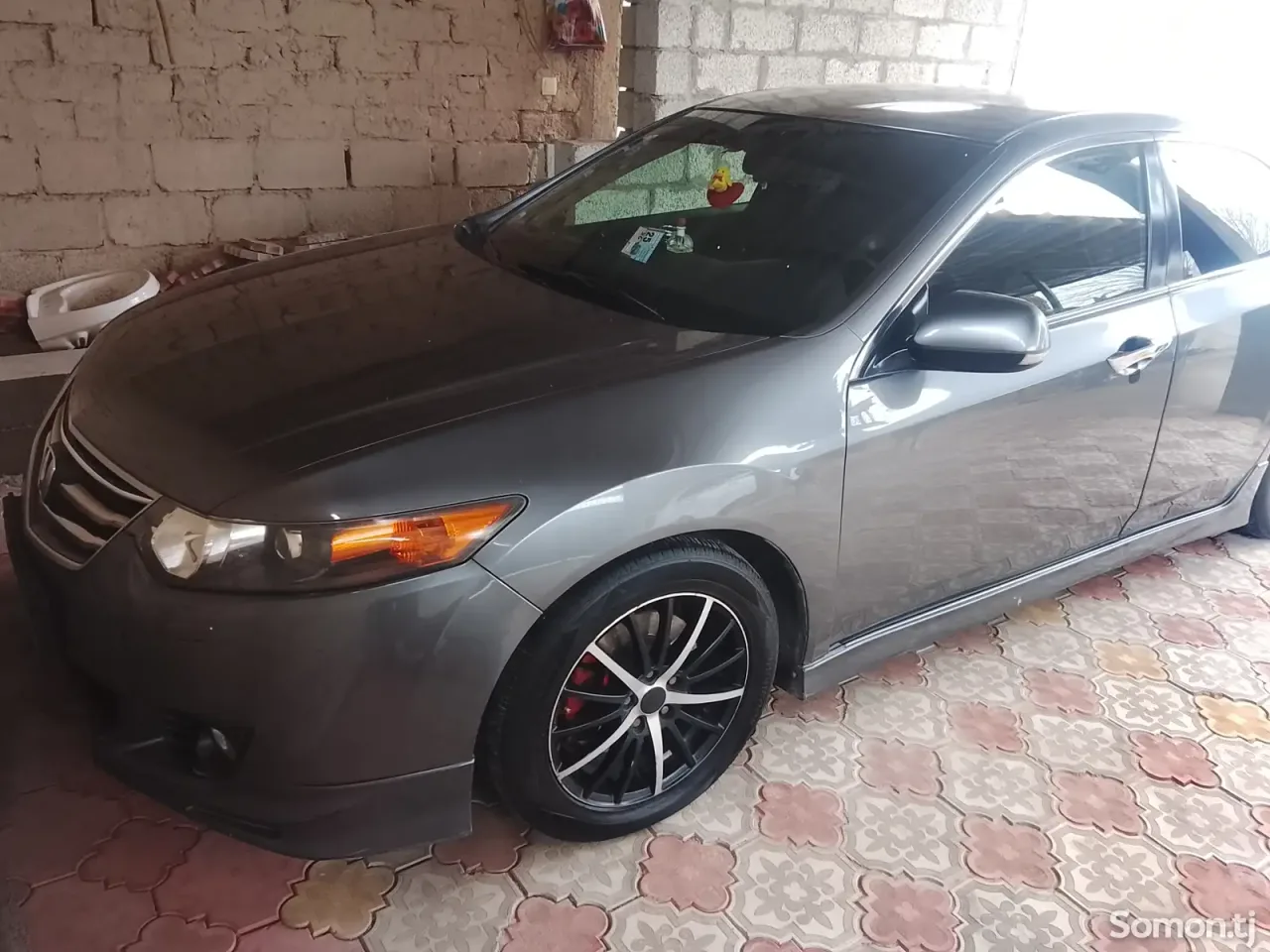 Honda Accord 2010 · AT