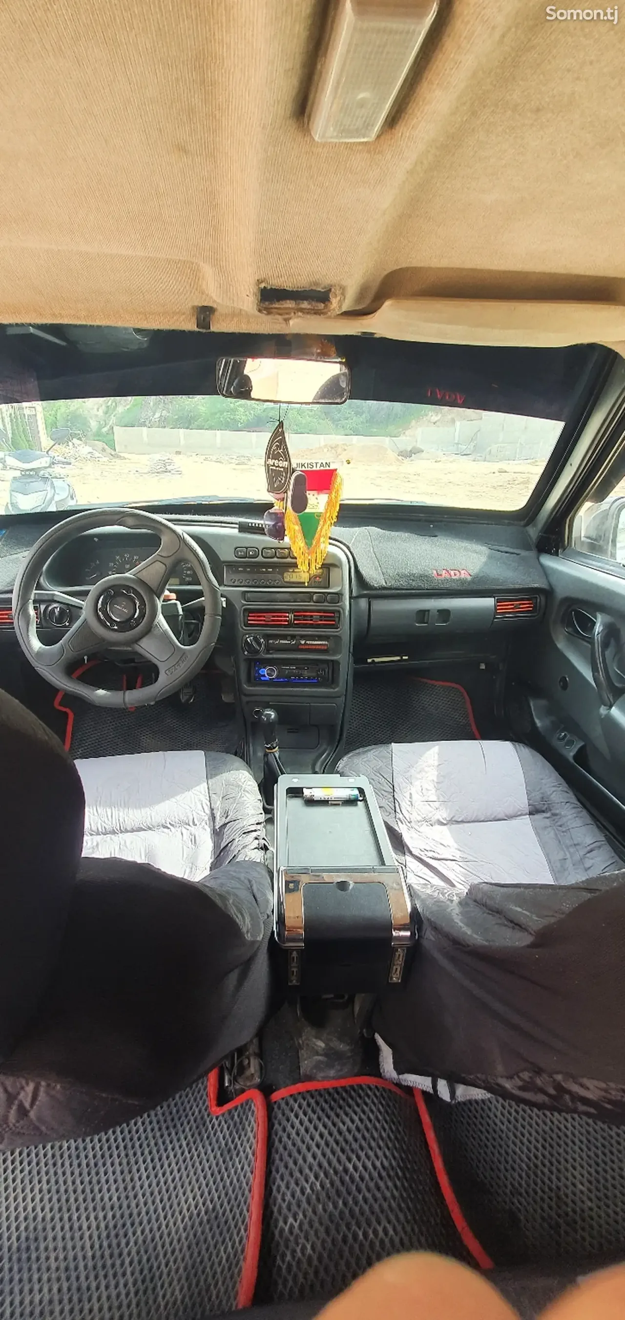 Lada (ВАЗ) 2115 2003 · 1.5 MT