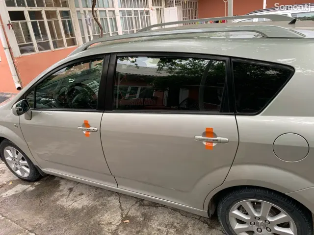 Toyota Corolla Verso 2006 · 1.8 MT