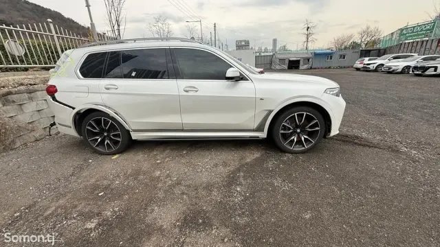 BMW X7 2019 · 3.0 AT