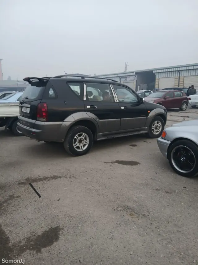 Ssang Yong Rexton 2002 · 2.9 MT
