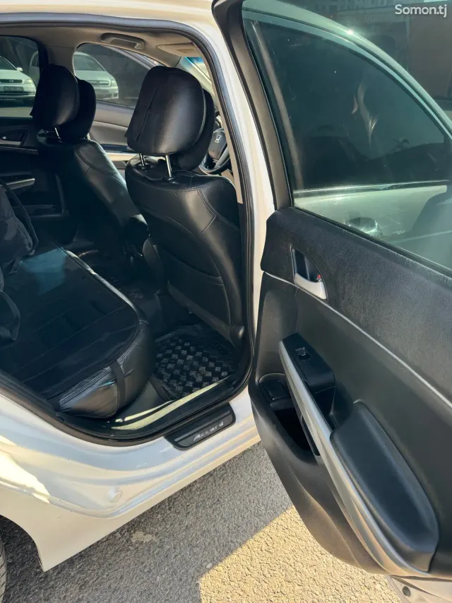 Honda Accord 2008 · 2.4 AT