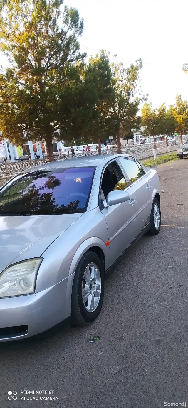 Opel Vectra C 2002 · 2.2 MT