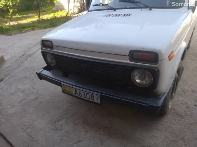 Lada (ВАЗ) Нива 2006 · 1.7 MT