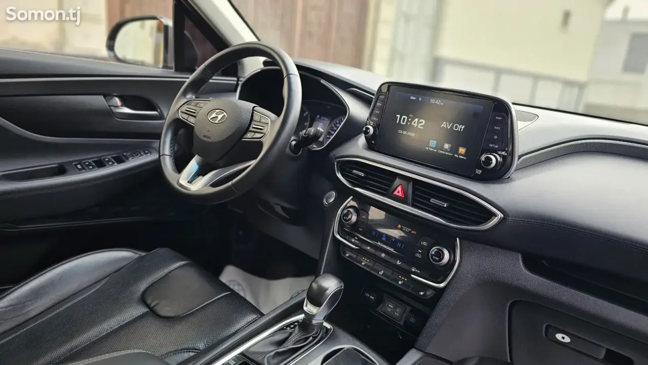 Hyundai Santa Fe 2018 · 2.0 AT