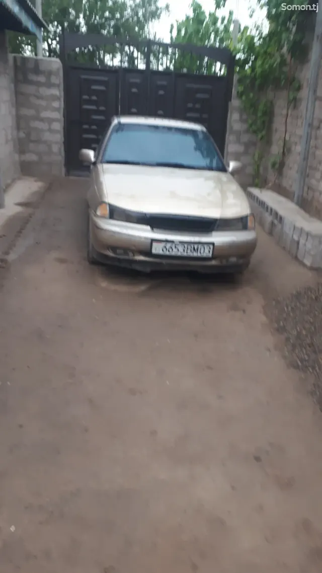 Daewoo Nexia 1996 · 1.6 MT