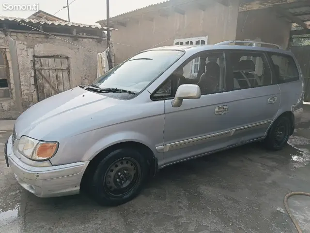 Hyundai Trajet 2002 · 2.0 AT