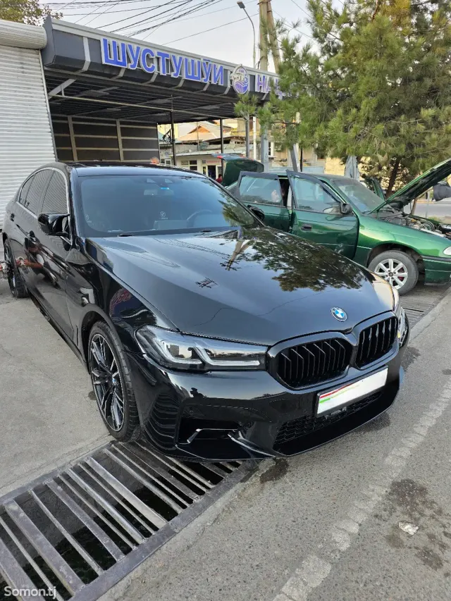 BMW 5 series 2019 · 2.0 AT