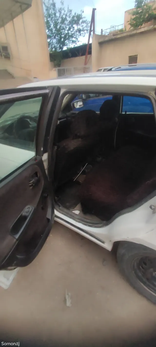 Opel Astra F 1993 · 1.6 MT