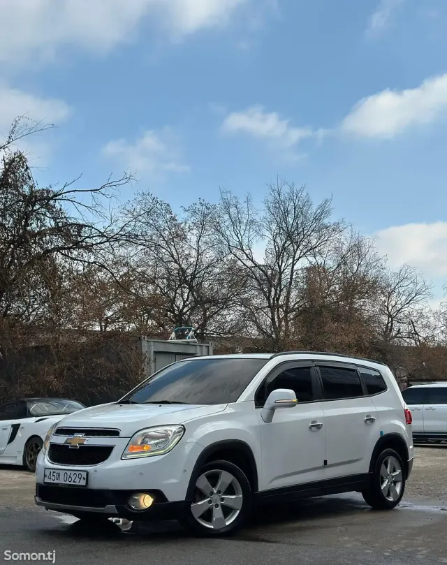 Chevrolet Orlando 2015 · 1.6 AT