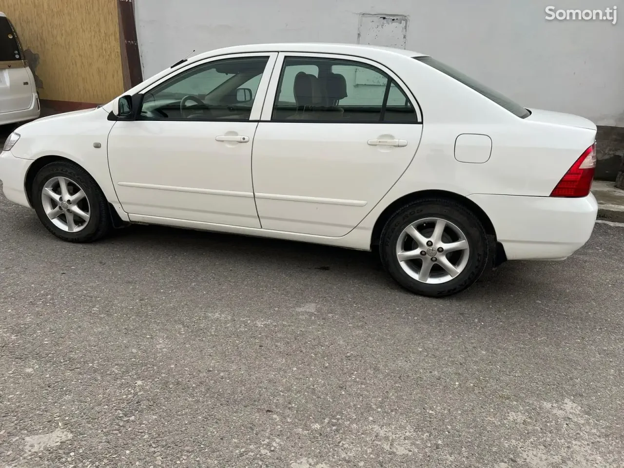 Toyota Corolla 2007 · 1.3 MT