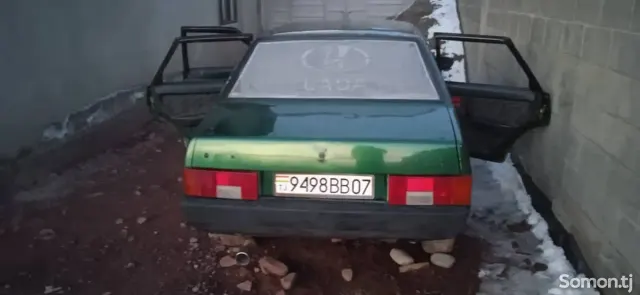 Lada (ВАЗ) 21099 2001 · MT