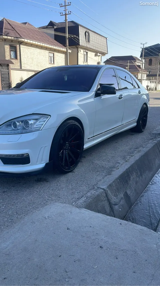 Mercedes-Benz C class 2008 · 5.5 AT