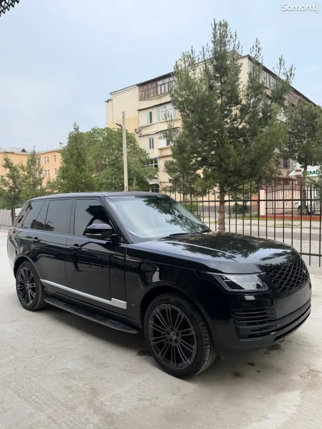 Land Rover Vogue 2016 · 5.0 AT