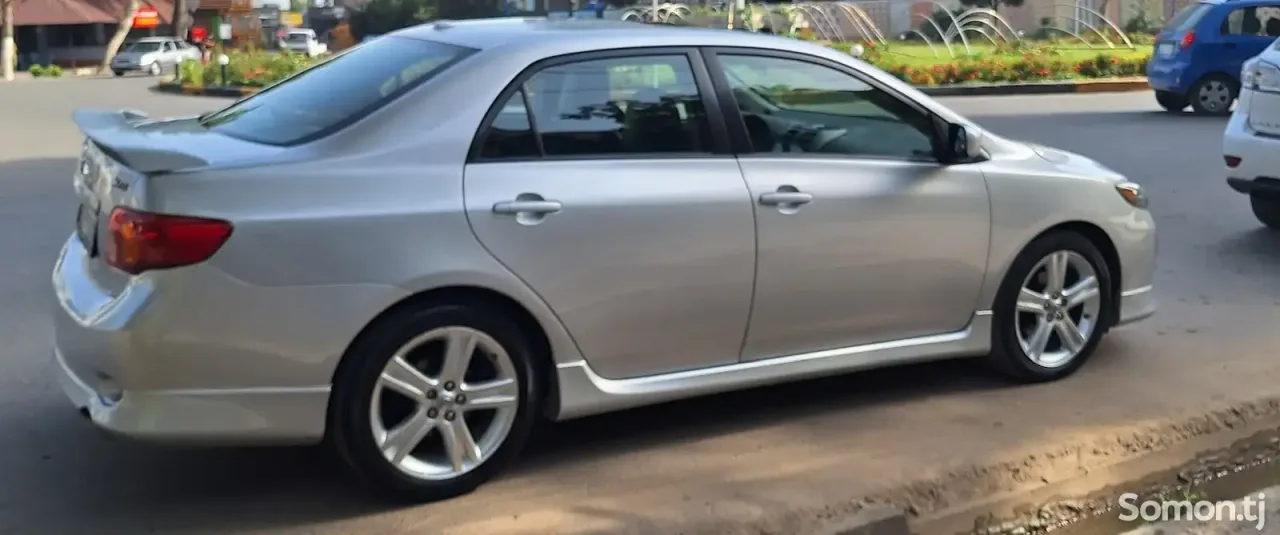 Toyota Corolla 2010 · 2.4 AT