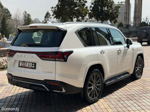 Lexus LX series 2024 · 5.0 AT