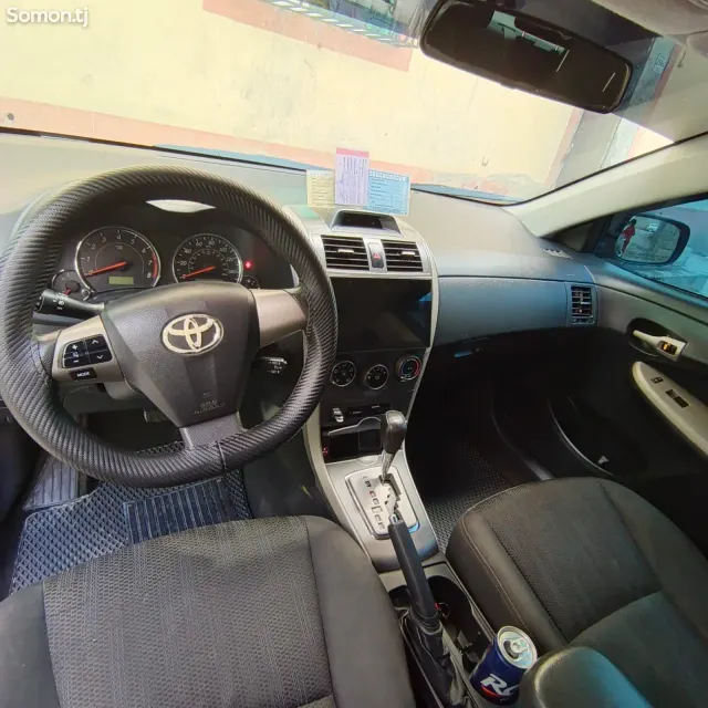 Toyota Corolla 2012 · 1.8 AT