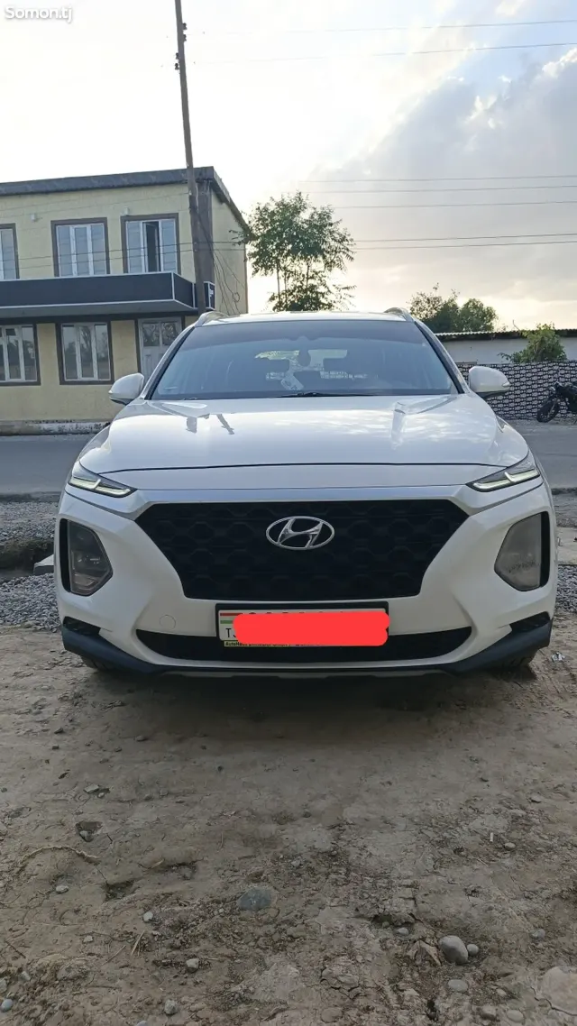 Hyundai Santa Fe 2018 · 2.0 AT