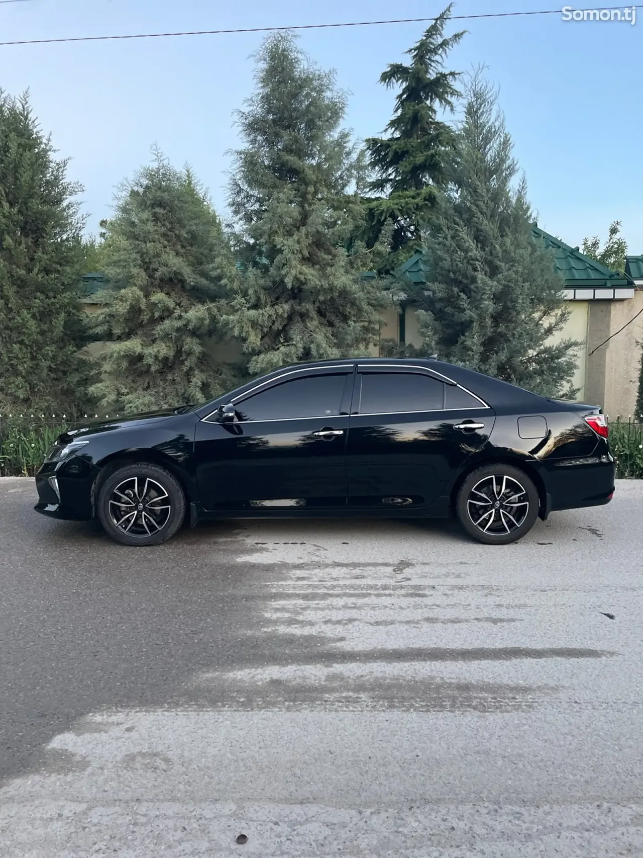 Toyota Camry 2016 · 2.5 AT