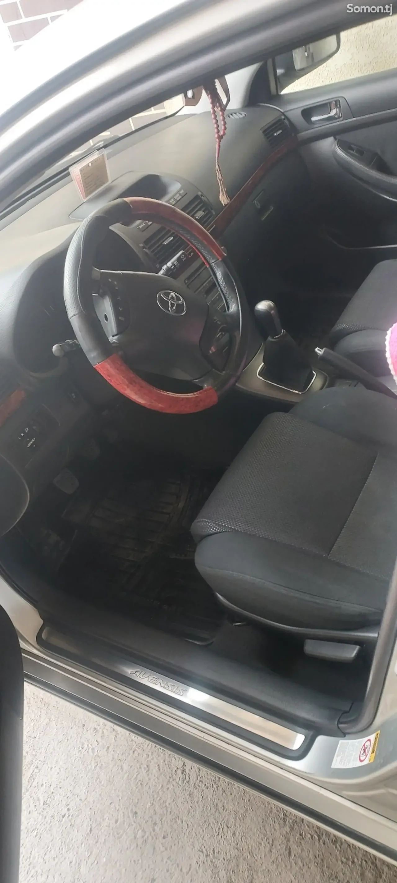Toyota Avensis 2007 · 1.8 MT