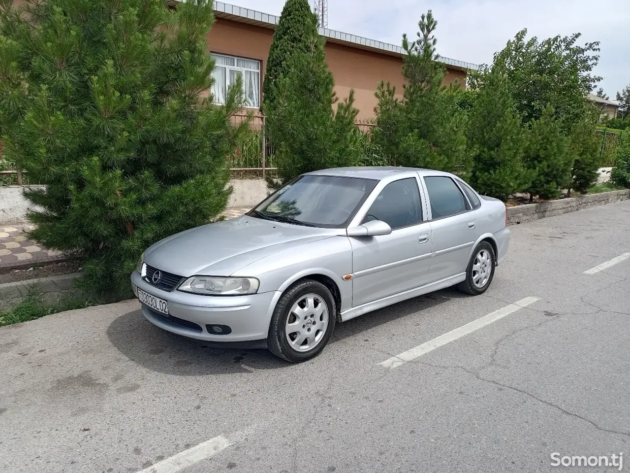 Opel Vectra B 2000 · 1.8 AT