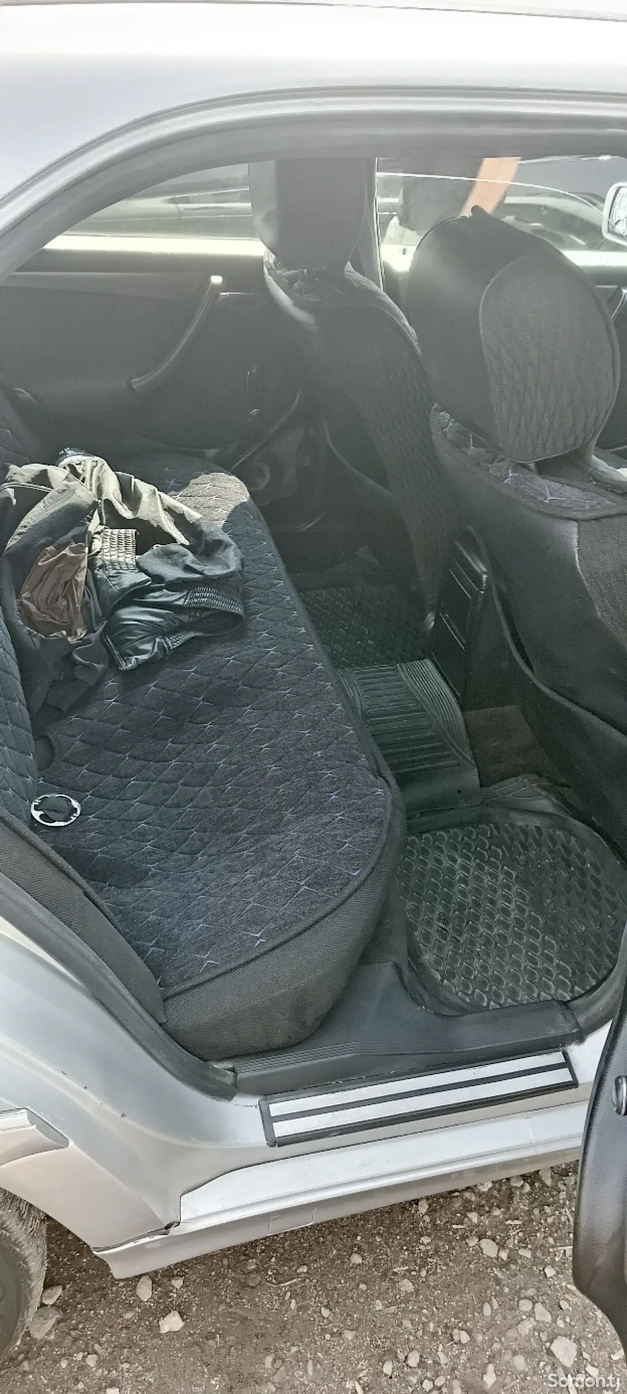 Mercedes-Benz C class 1999 · 2.0 MT