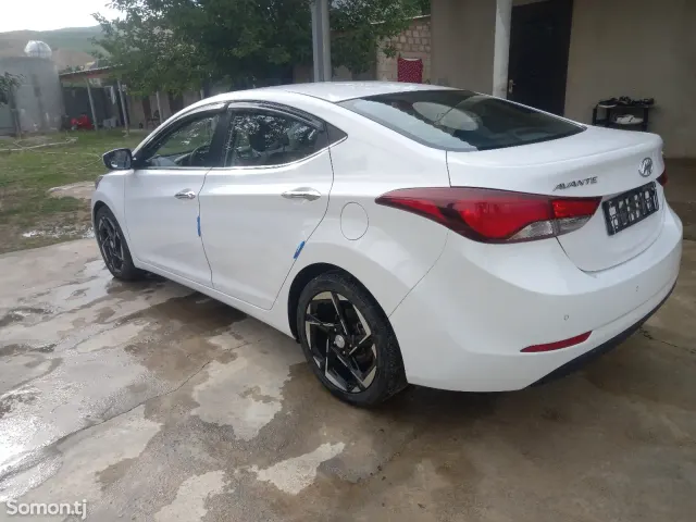 Hyundai Avante 2014 · 1.6 AT