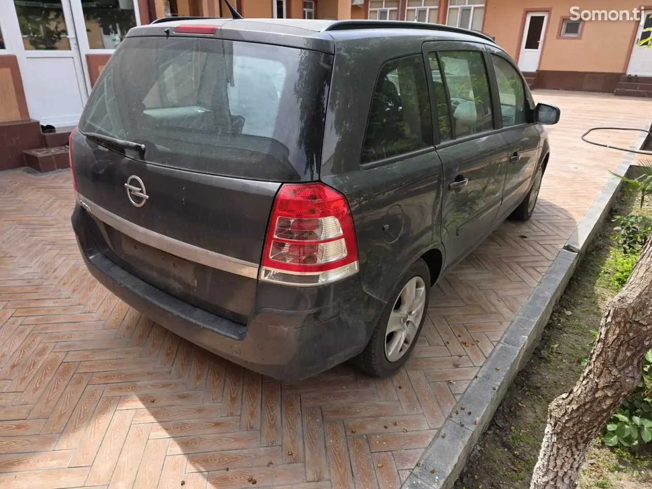 Opel Zafira 2014 · 1.8 MT