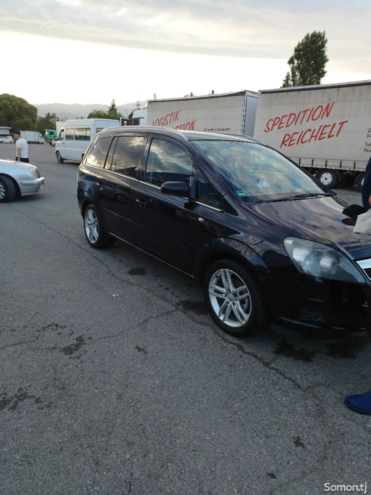 Opel Zafira 2006 · 1.8 MT