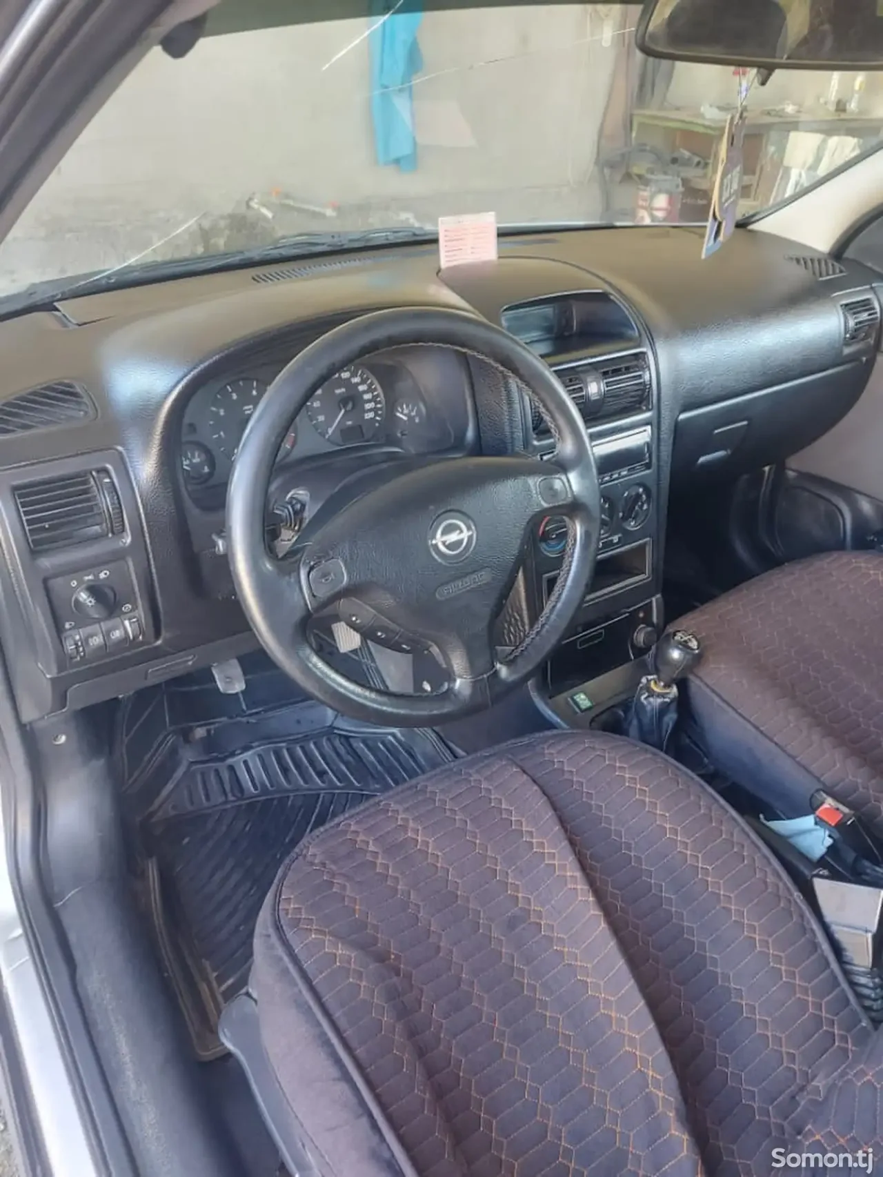 Opel Astra G 2001 · 1.6 MT
