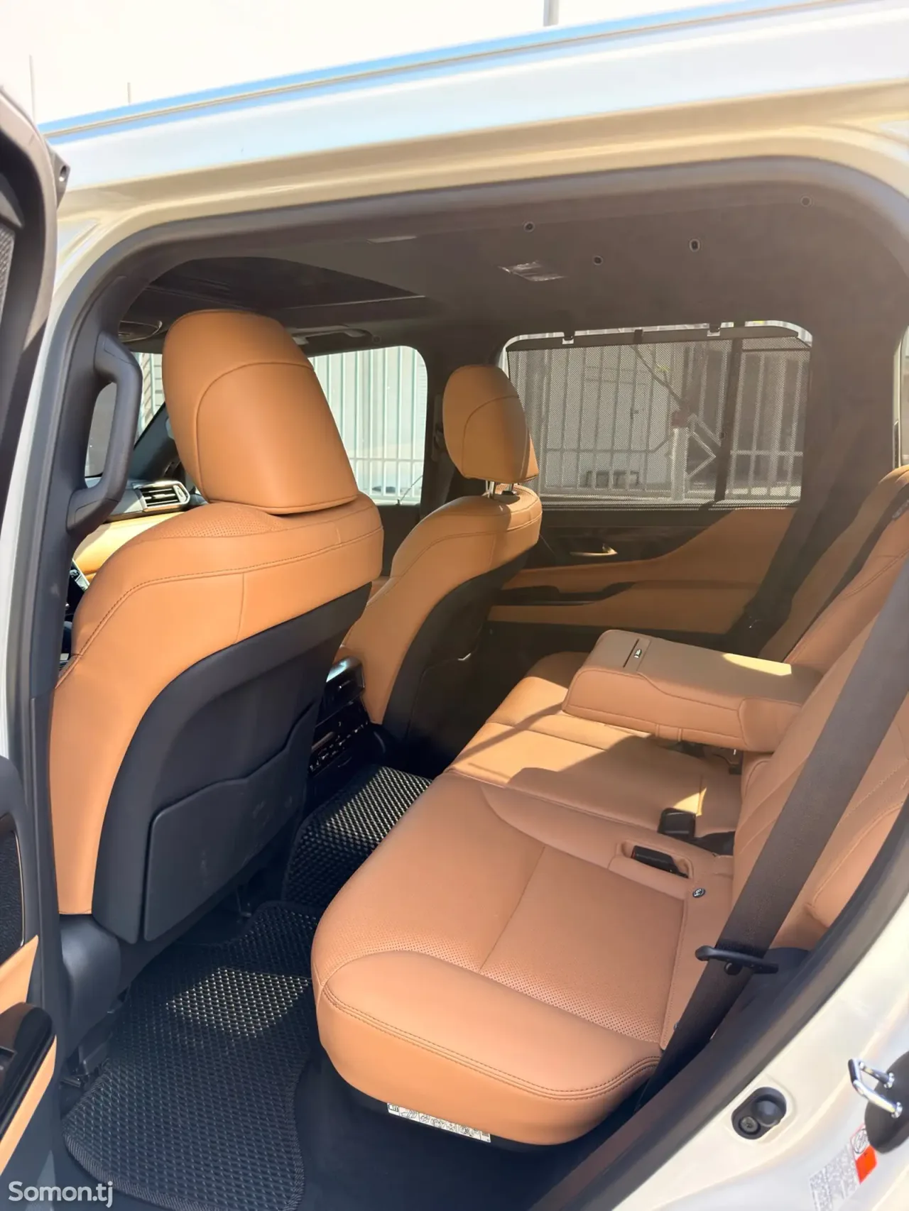 Lexus LX series 2025 · 3.5 AT