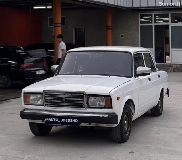 Lada (ВАЗ) 2107 2002 · 1.6 MT