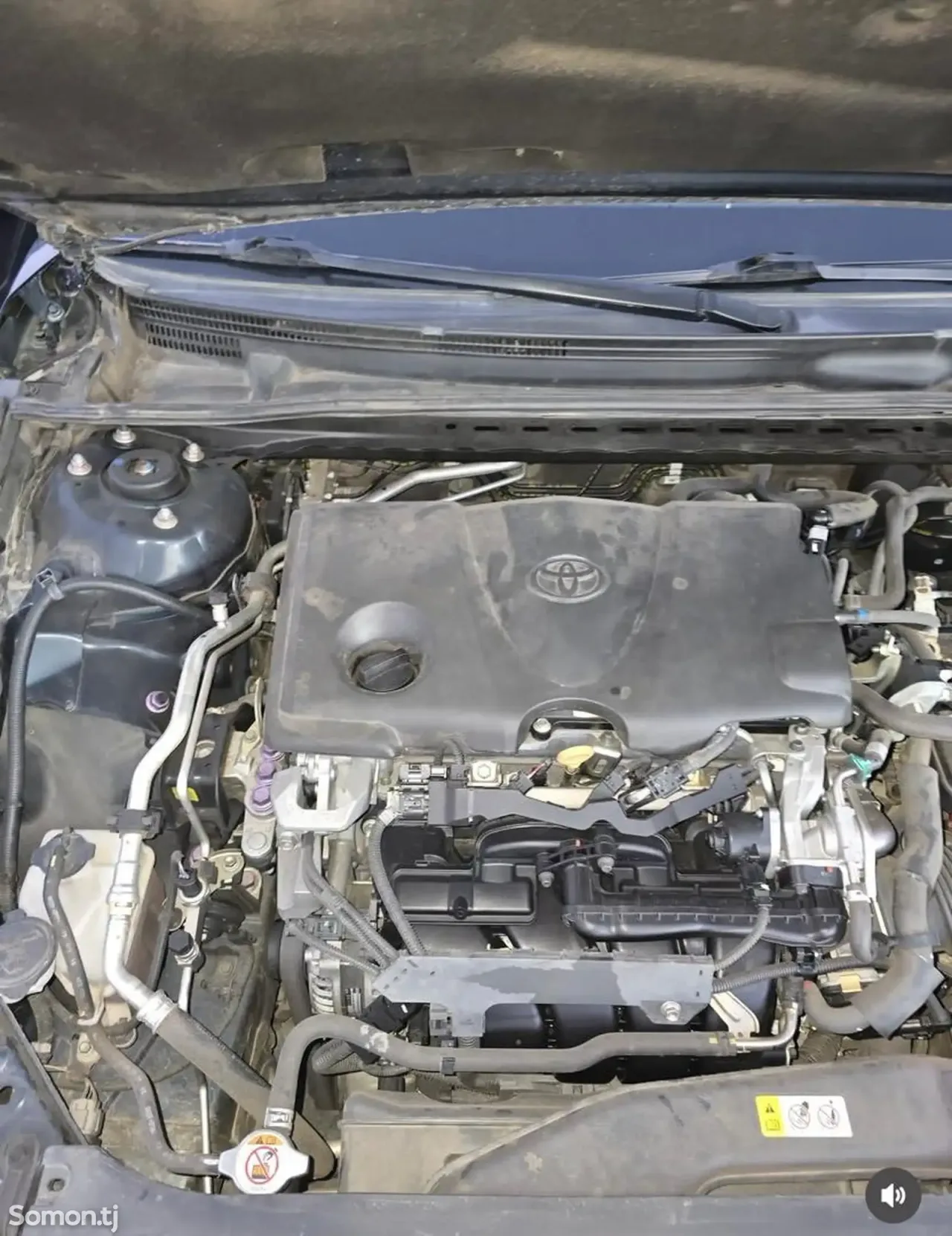 Toyota Camry 2018 · 2.5 AT