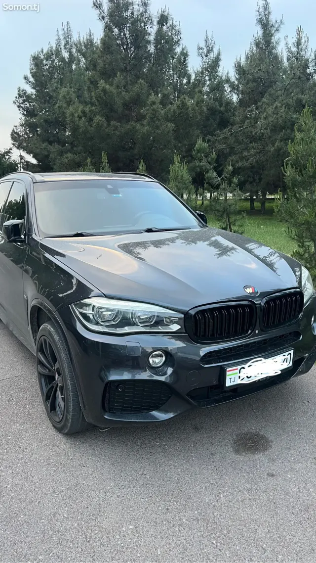 BMW X5 M 2016 · 4.4 AT