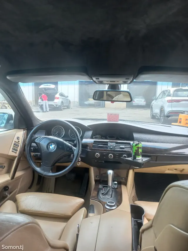 BMW 5 series 2005 · 3.0 AT